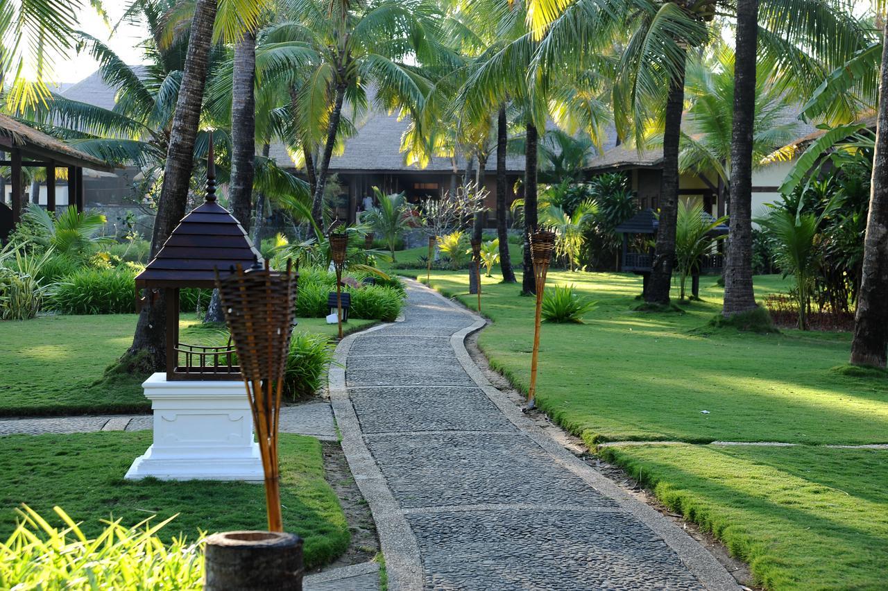 Aureum Palace Hotel & Resort Ngwe Saung Ngwesaung Bagian luar foto