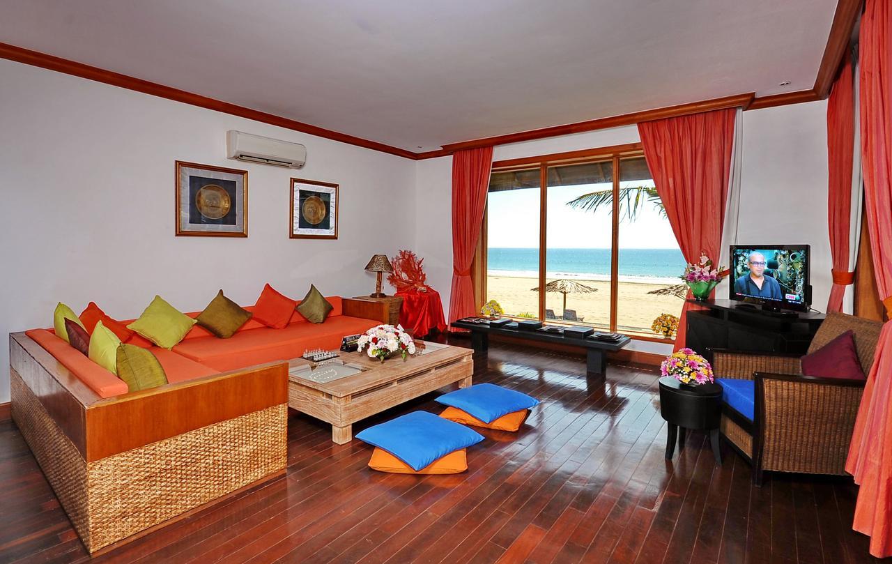 Aureum Palace Hotel & Resort Ngwe Saung Ngwesaung Bagian luar foto