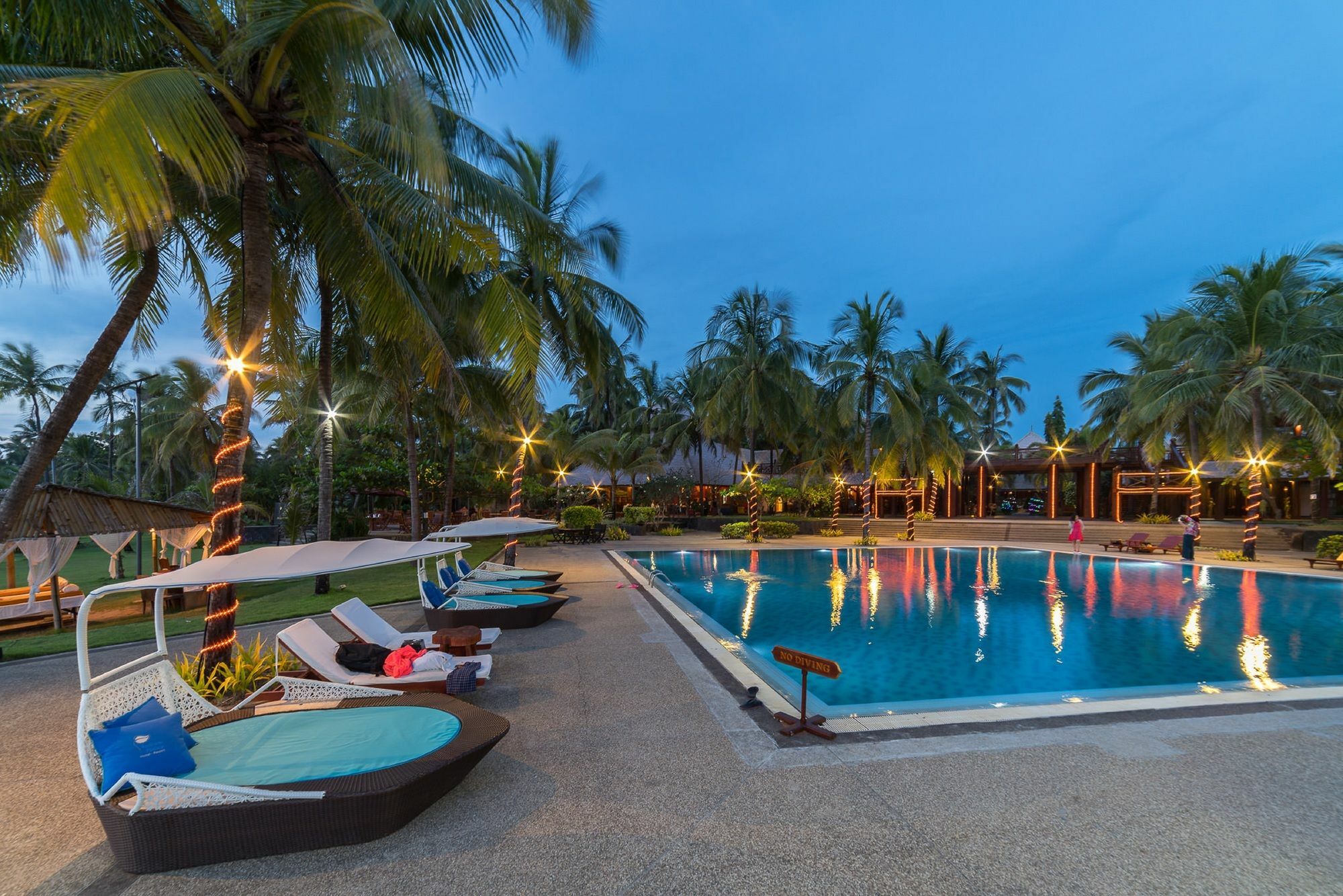 Aureum Palace Hotel & Resort Ngwe Saung Ngwesaung Bagian luar foto