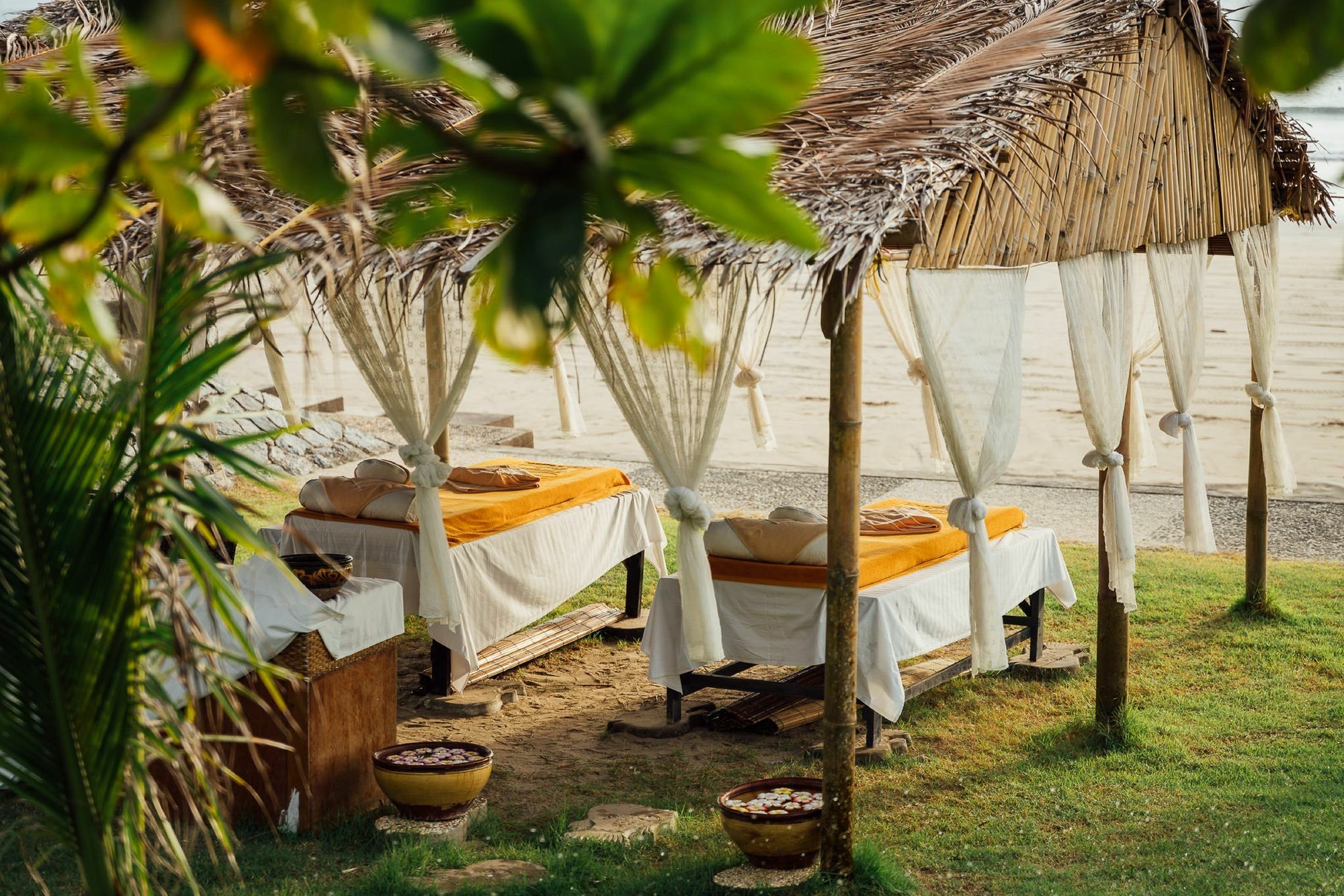 Aureum Palace Hotel & Resort Ngwe Saung Ngwesaung Bagian luar foto